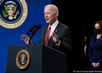 Estados Unidos pide a Iván Duque aclarar asesinatos de líderes sociales