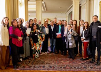 Las Plataformas de Derechos Humanos se reúnen con el Presidente Gustavo Petro y urgen a persistir en la paz y la suscripción de Acuerdos Humanitarios.