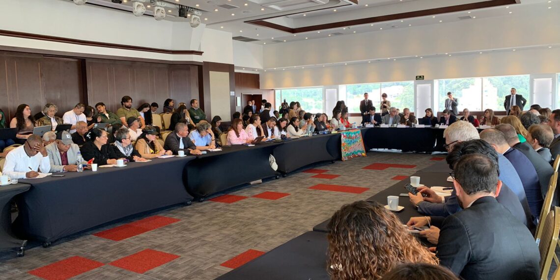 Rechazamos contundentemente los reiterados incumplimientos del gobierno nacional en el desarrollo del proceso nacional de garantías a la labor de las personas defensoras de derechos humanos en Colombia